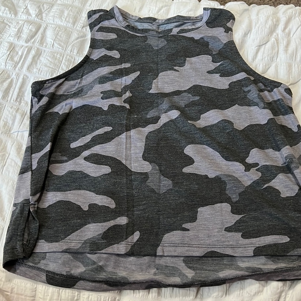 Women’s old navy go dry tank top size xs